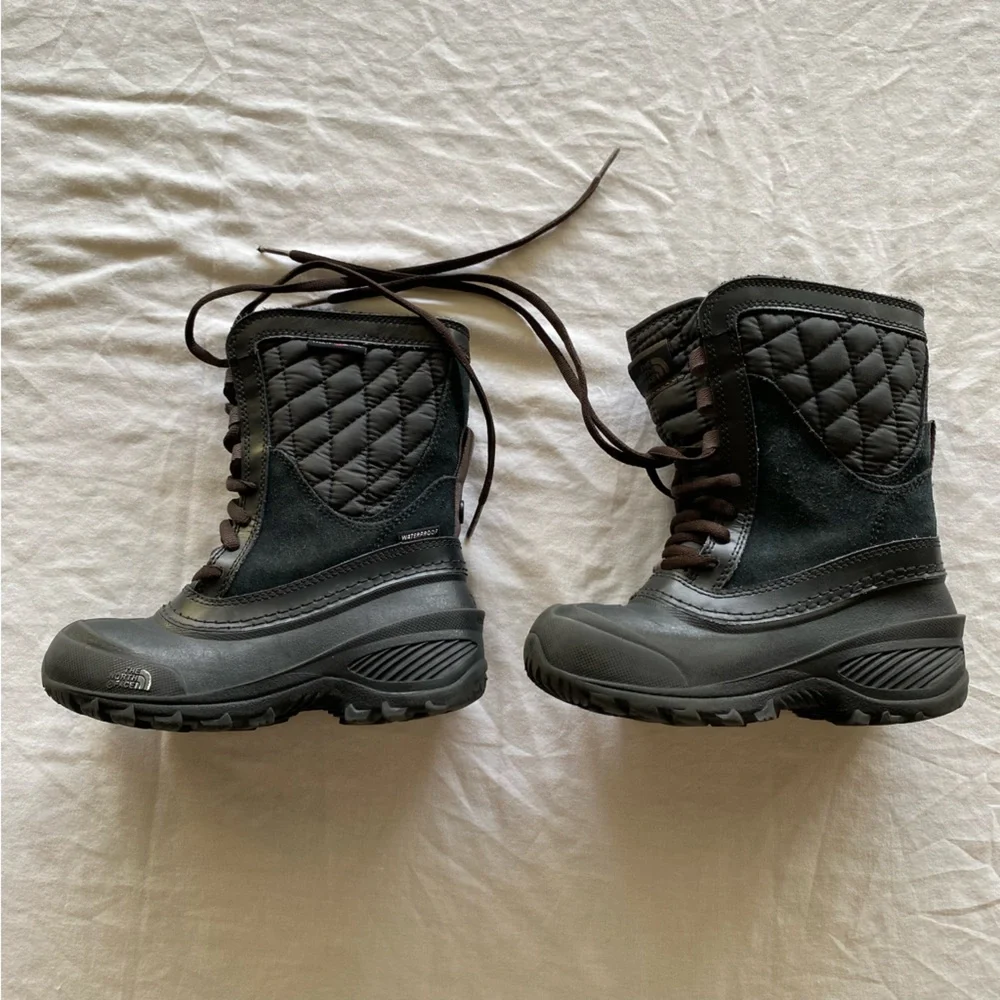 The North Face Unisex Waterproof Kid’s Boots Size 12 Thermoball Fall Winter